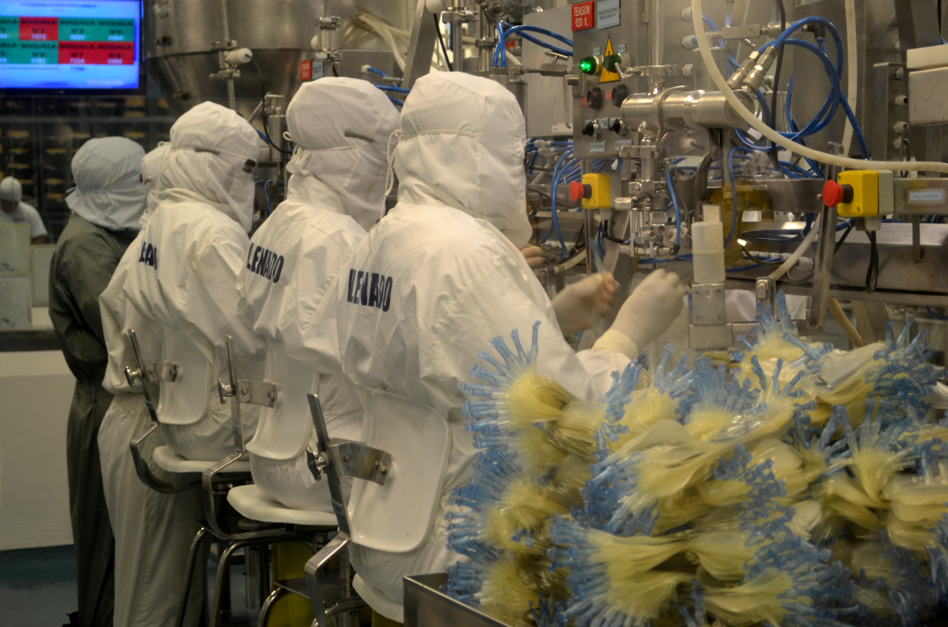 Baxter S.A. 60 años Infundiendo Vida en Colombia Baxter